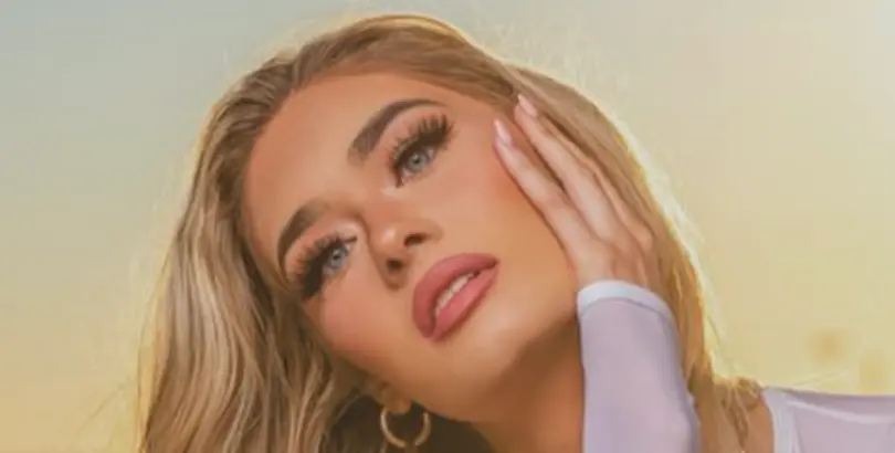 Shania Mae