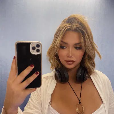 maya Rubino's profile image